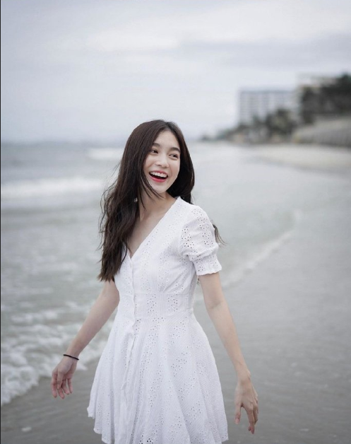 泰国美女图片 00后泰国女孩Loverrukk初恋脸图片 20