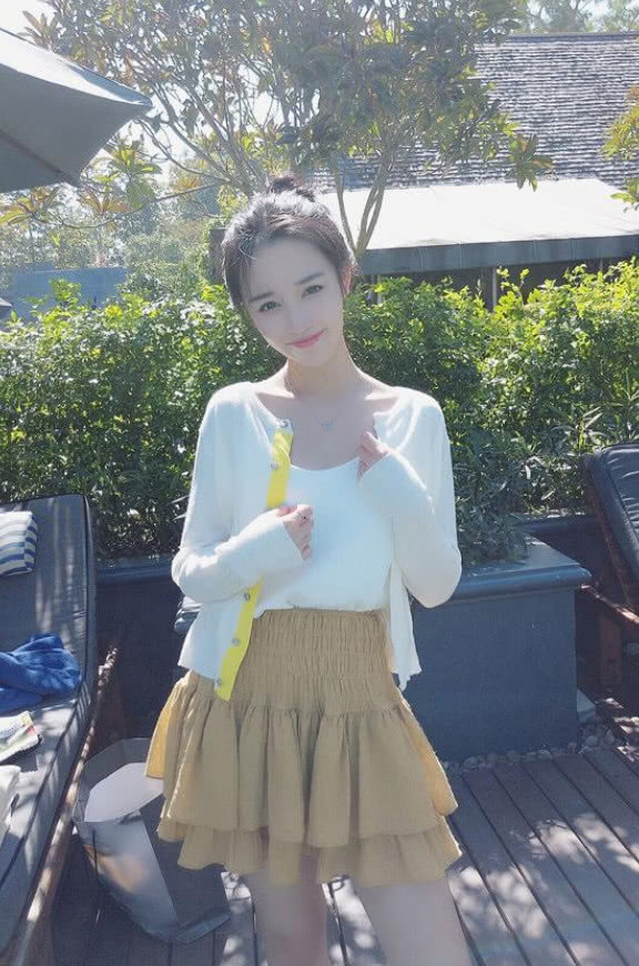 可爱的小清新美女图片 2