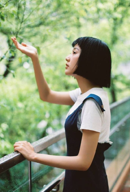 短发女生图片 文艺女神图片 14