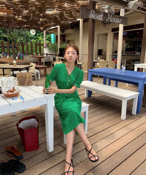 圆脸妹子图 休闲随性韩系穿搭范本 9