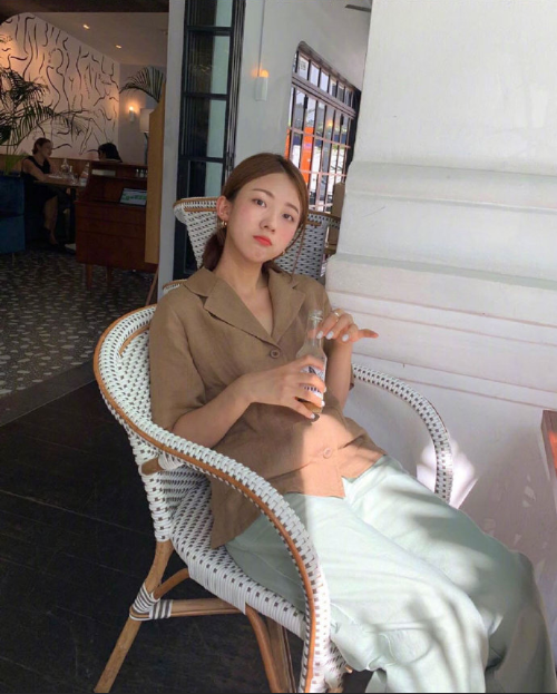 圆脸妹子图 休闲随性韩系穿搭范本 15