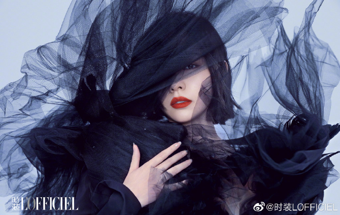 四川美女图片 短发姑娘张靓颖《时装L'OFFICIEL》红 2