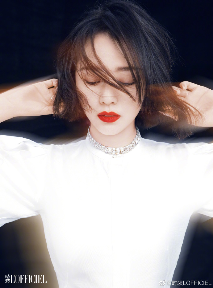 四川美女图片 短发姑娘张靓颖《时装L'OFFICIEL》红 7