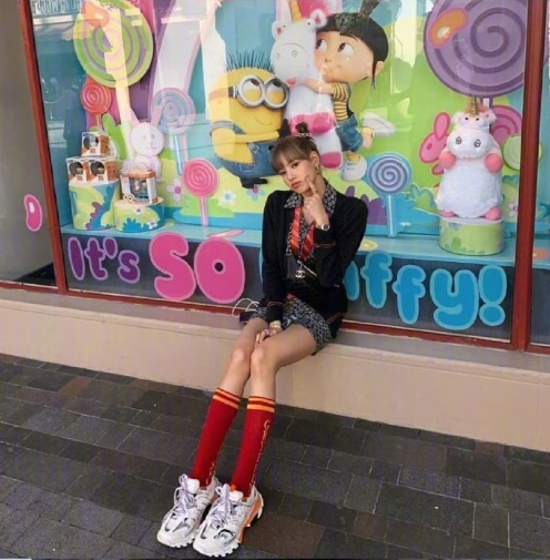 韩国美女图片 BLACKPINK成员lisa可爱图片 9