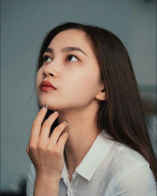 亚洲美女图片 哈萨克斯坦美女Khasen Gulsezim图片 7