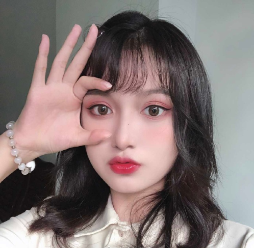 清纯校花美女图片 大眼萌妹子图片