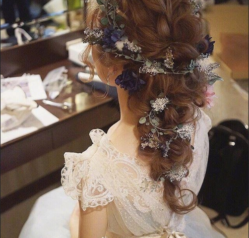 婚礼新娘发型图片 从头美到脚 9