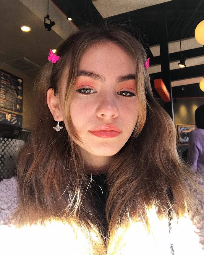 欧美美女图片 00后美女可爱图片 7