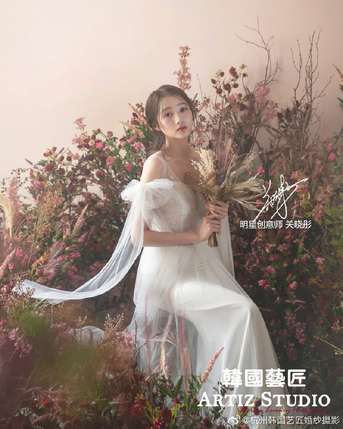 中国美女图片 女明星关晓彤婚纱图片 2