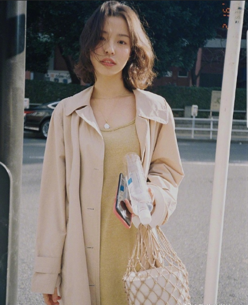 极品美女图片 法式优雅随性穿搭参考 6