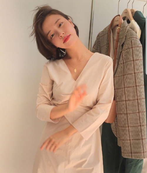 极品美女图片 法式优雅随性穿搭参考 8
