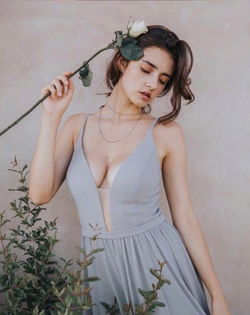 美国美女图片 麻豆Sarah Curr图片 2