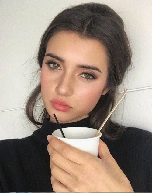 美国美女图片 麻豆Sarah Curr图片 3
