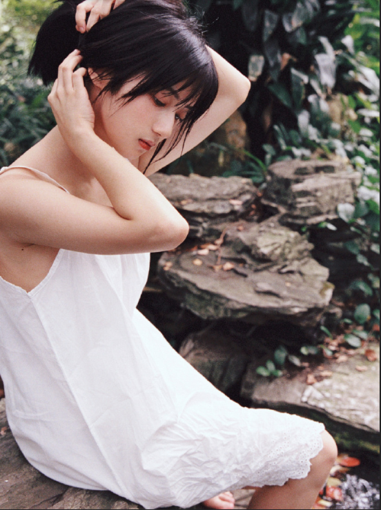 森系极品美女图片 可爱又小清新图片 9