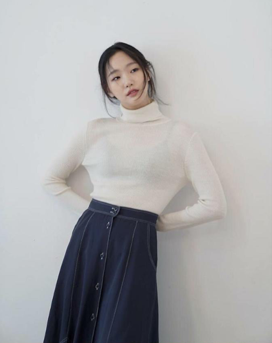 韩国美女图片 韩国女演员金高银杂志图片 7