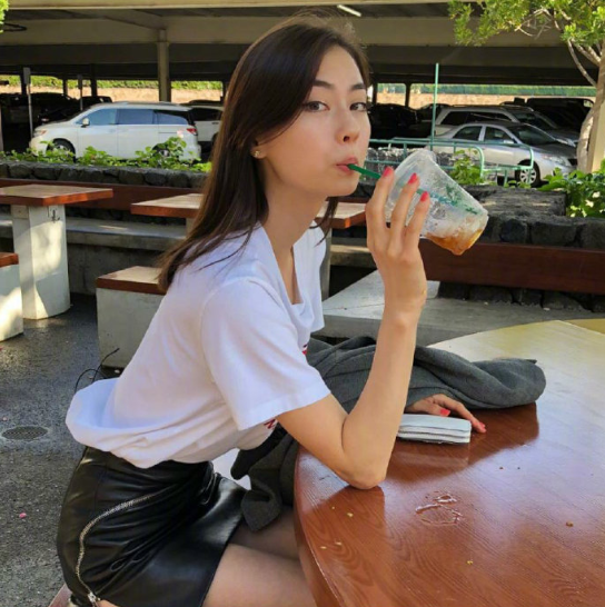 混血美女图片 中美混血模特​​​​Lauren tsai图 6