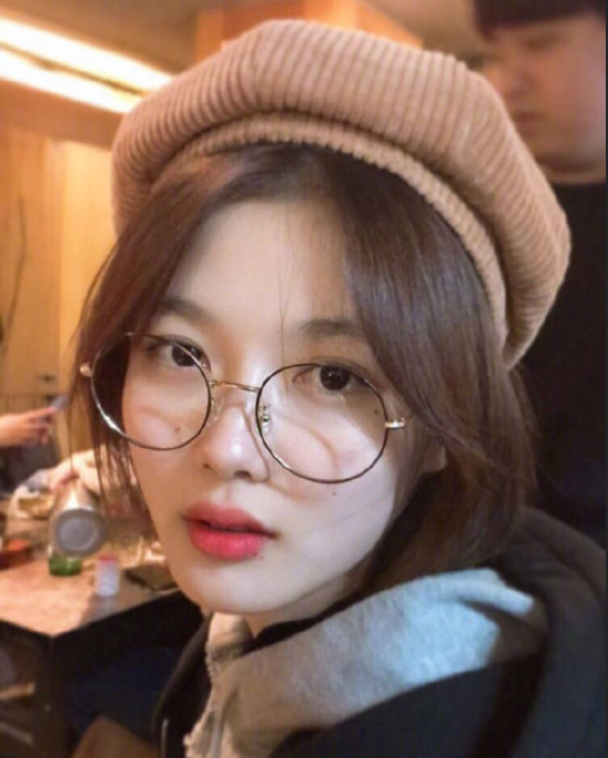韩国美女图片 女演员金裕贞图片 7