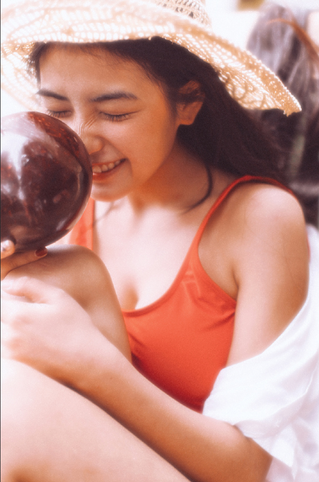 唯美美女图片 四川美女海边唯美写真图片 7