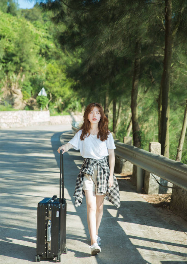 清纯美女海岛唯美写真图片 5