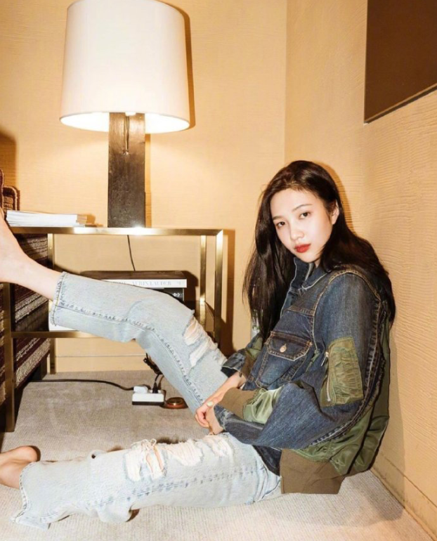 韩国美女图片 港风美人Joy朴秀荣复古图片