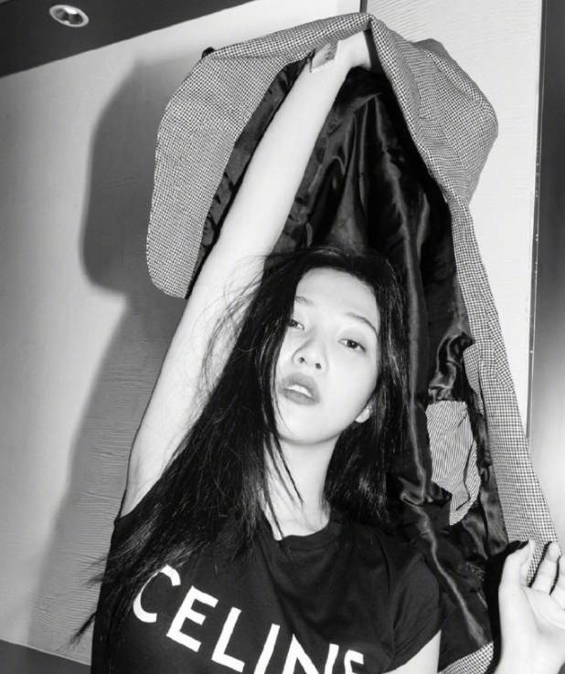 韩国美女图片 港风美人Joy朴秀荣复古图片 11