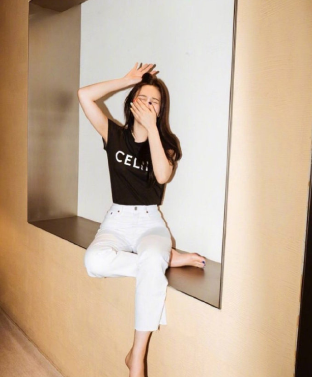 韩国美女图片 港风美人Joy朴秀荣复古图片 13