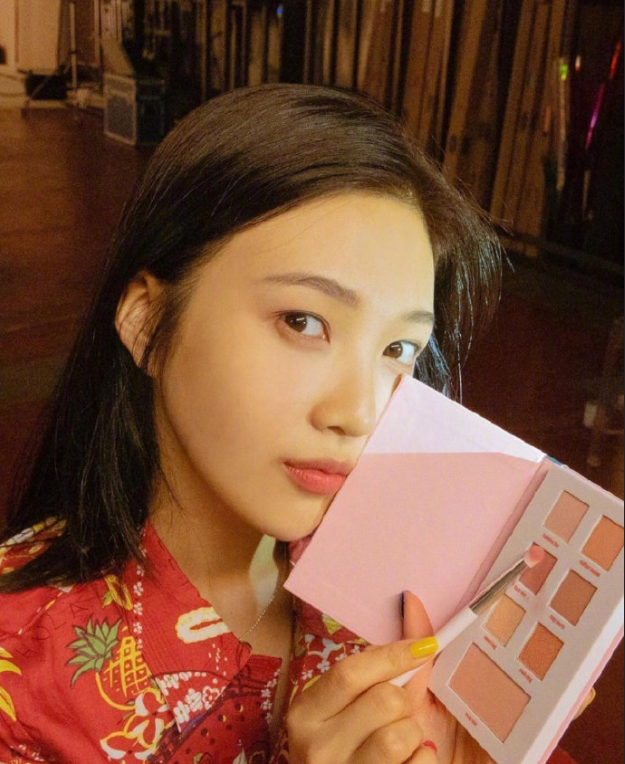 韩国美女图片 港风美人Joy朴秀荣复古图片 16