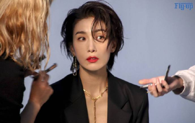 韩国美女图片 女演员金瑞亨红唇超A图片 3