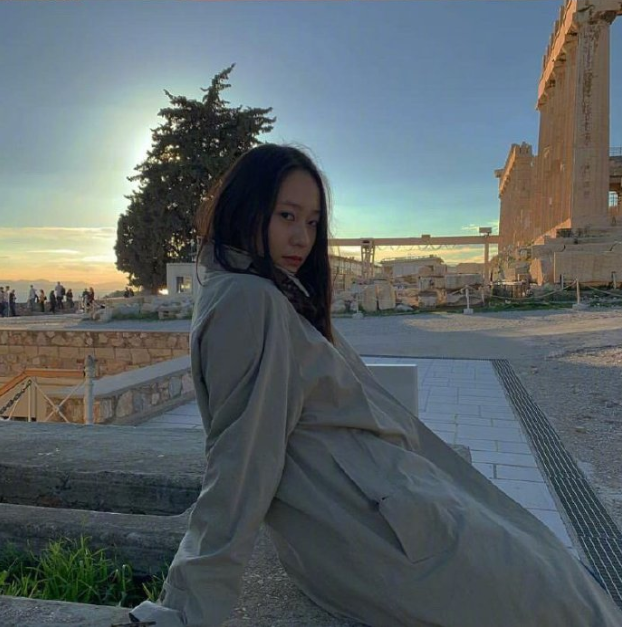韩国美女图片 女歌手郑秀晶krystal私服街拍图片 2