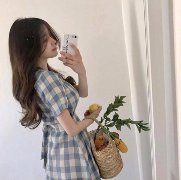 小性感女人味穿搭图片 3