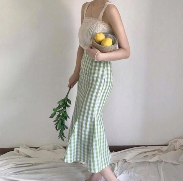 小性感女人味穿搭图片 11