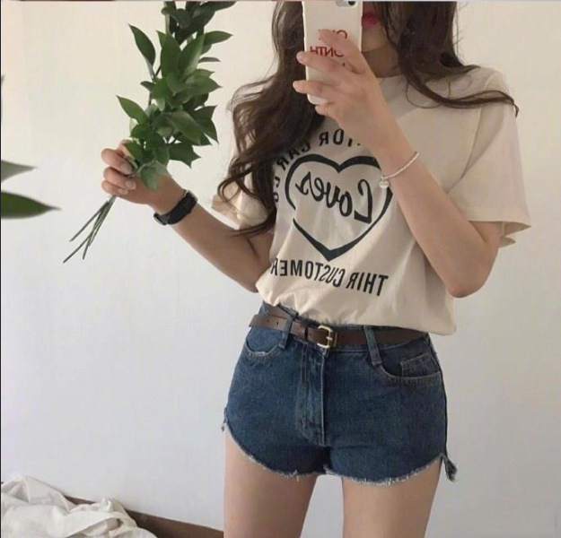 小性感女人味穿搭图片 14
