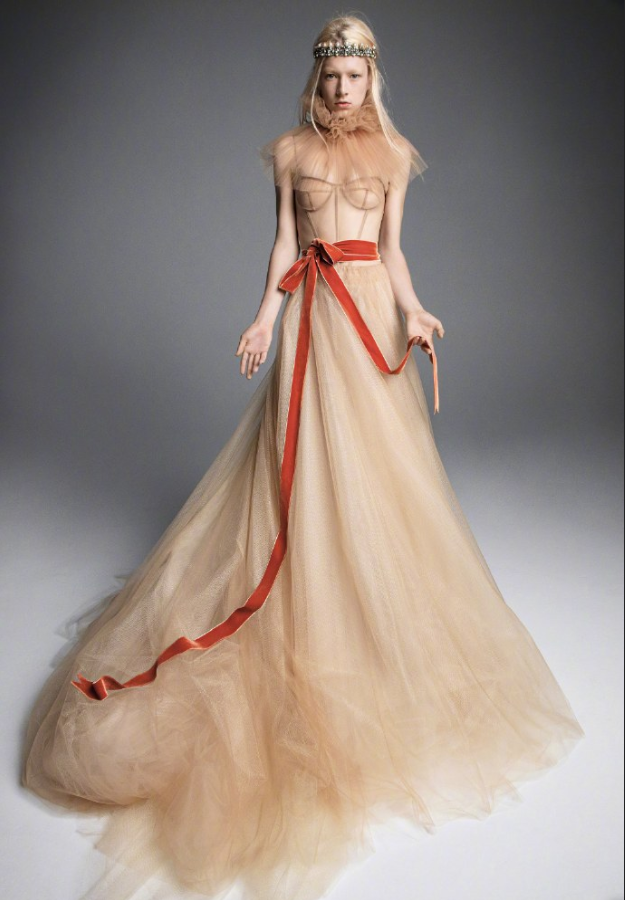 Vera Wang 2019婚纱女王新系列婚纱图片