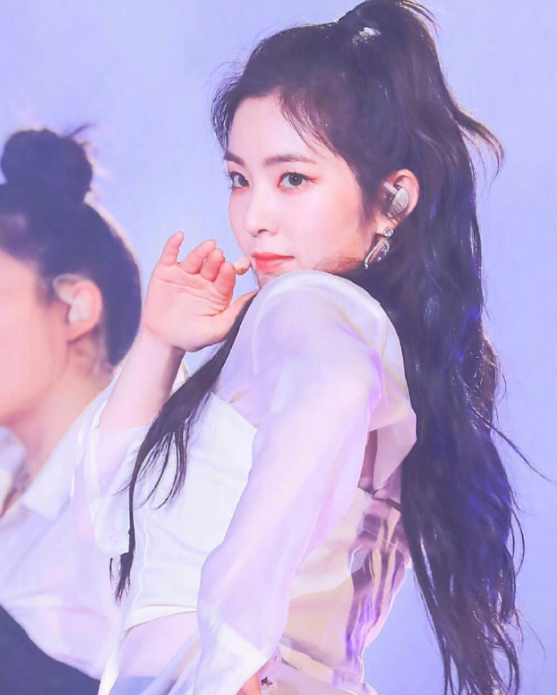 韩国美女图片 女团成员裴珠泫Irene图片 3