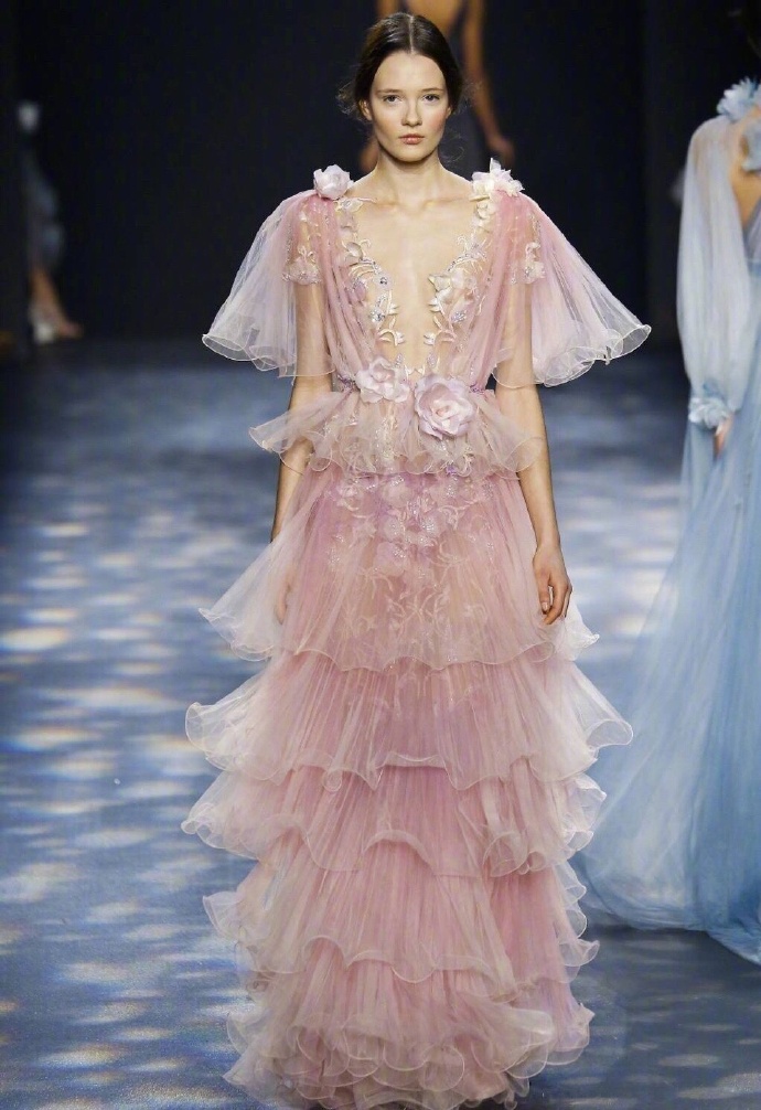 Marchesa粉红梦幻少女心礼服婚纱图片 4