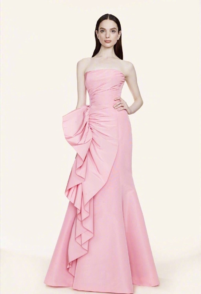 Marchesa粉红梦幻少女心礼服婚纱图片 9