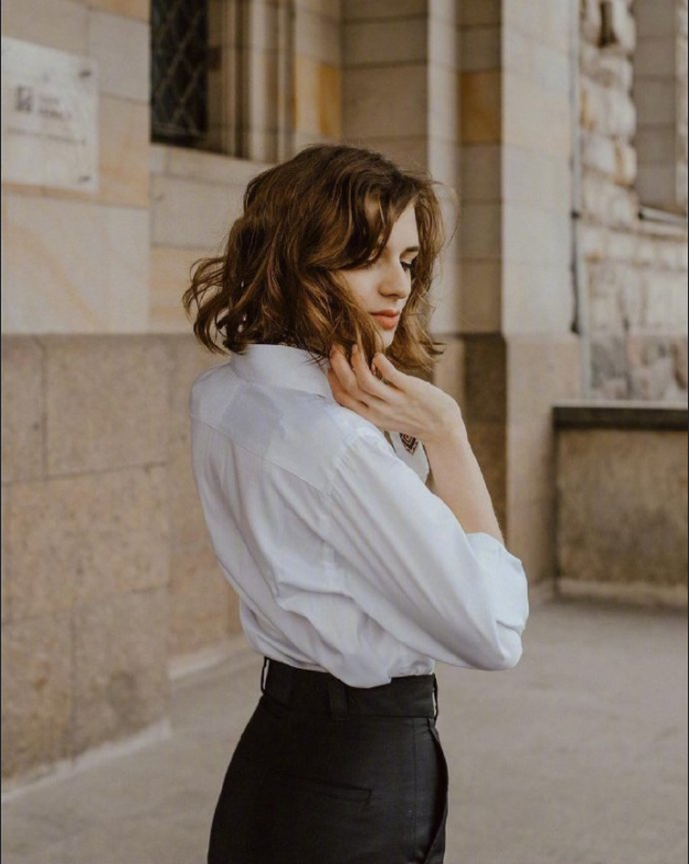 欧美美女图片 波兰美女博主Karolina文艺穿搭图片 9