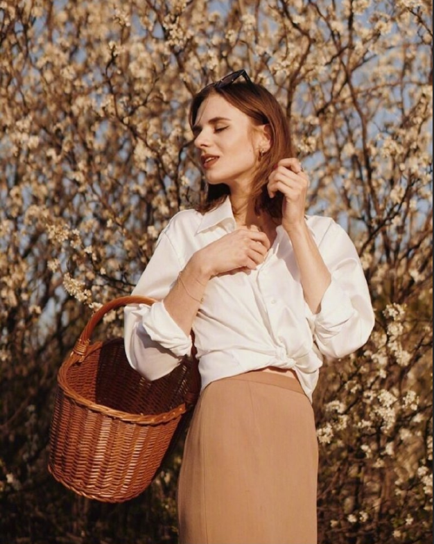 欧美美女图片 波兰美女博主Karolina文艺穿搭图片 11