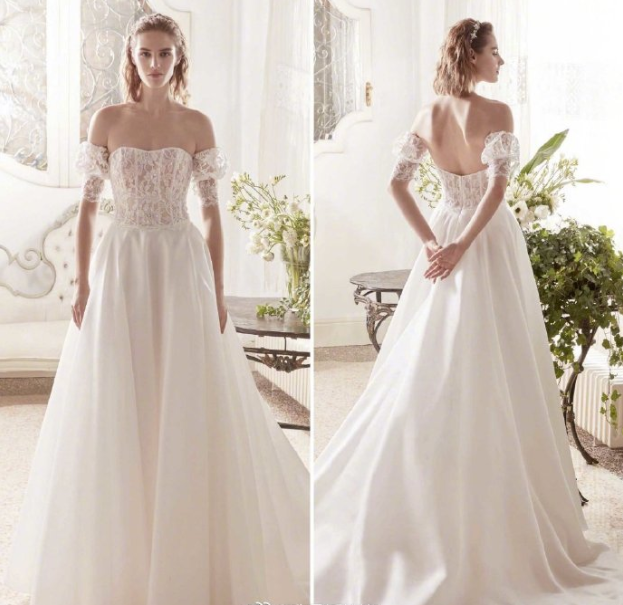 Blumarine2019春夏渐变婚纱图片 3