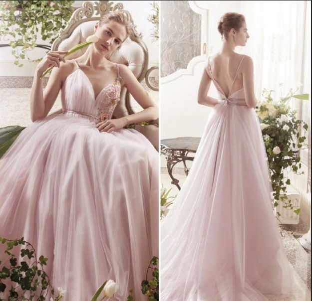 Blumarine2019春夏渐变婚纱图片 8