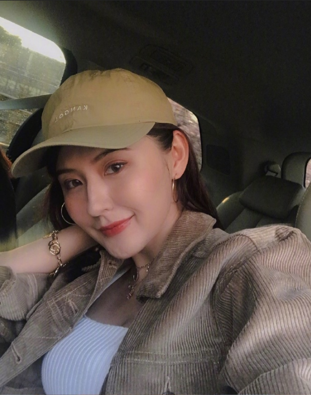 新疆美女图片 女明星热依扎自拍照图片 6