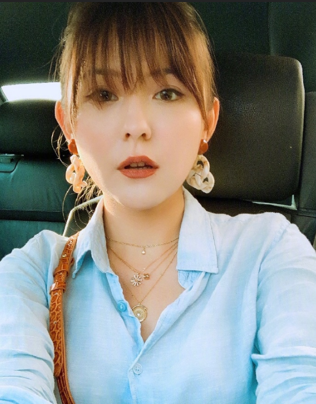 新疆美女图片 女明星热依扎自拍照图片 13