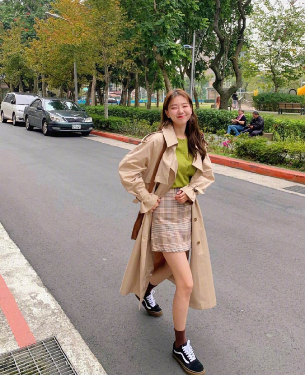 清纯美女图片 夏末初秋元气少女穿搭 5