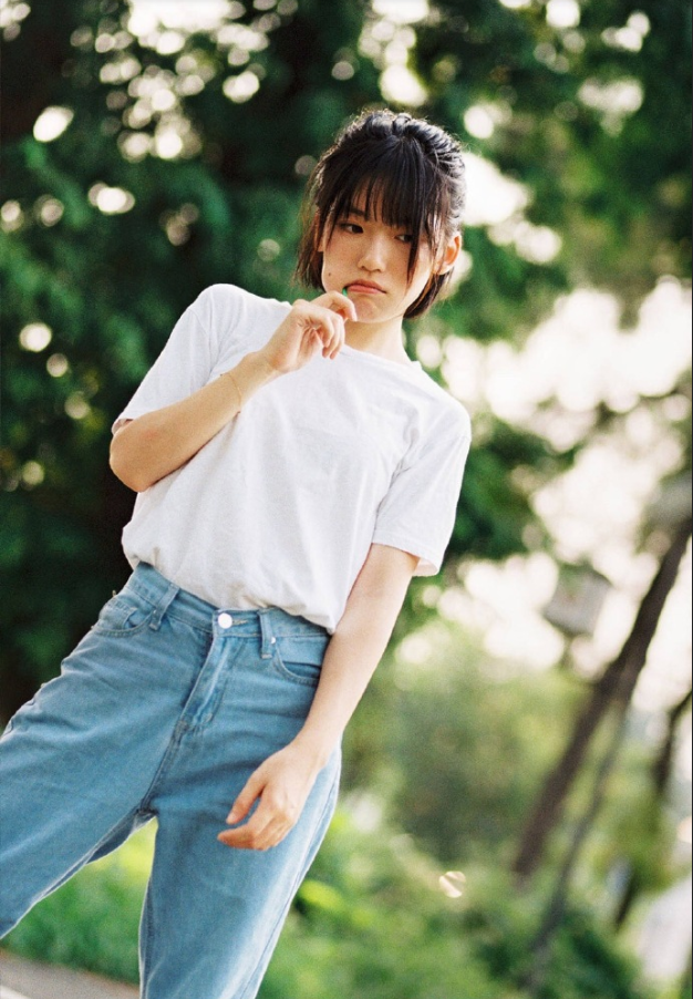清纯美女生活照 短发女生唯美写真 10