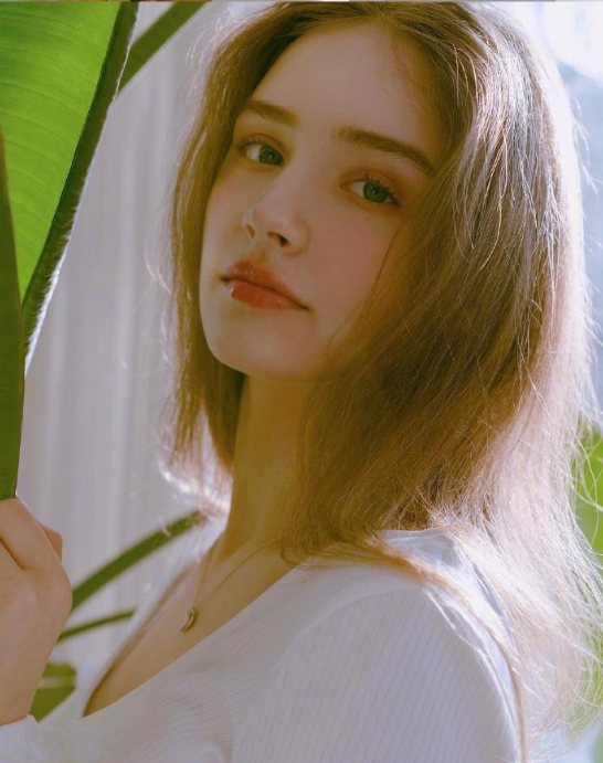 俄罗斯美女图片 麻豆Vanillllaicecream小仙女图片 8