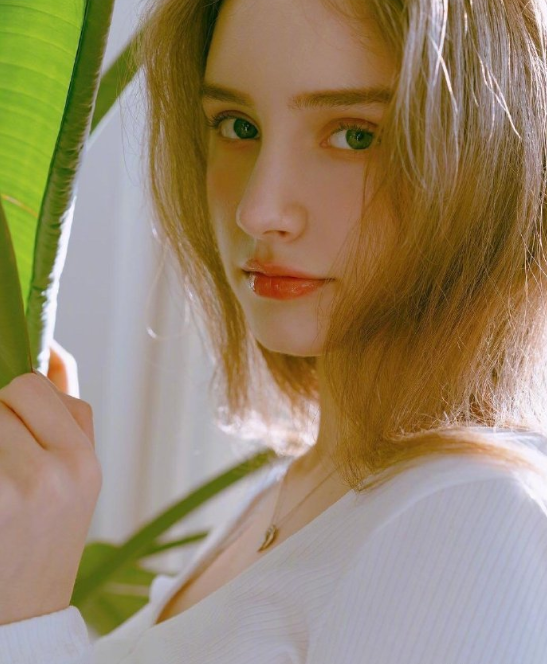 俄罗斯美女图片 麻豆Vanillllaicecream小仙女图片 9