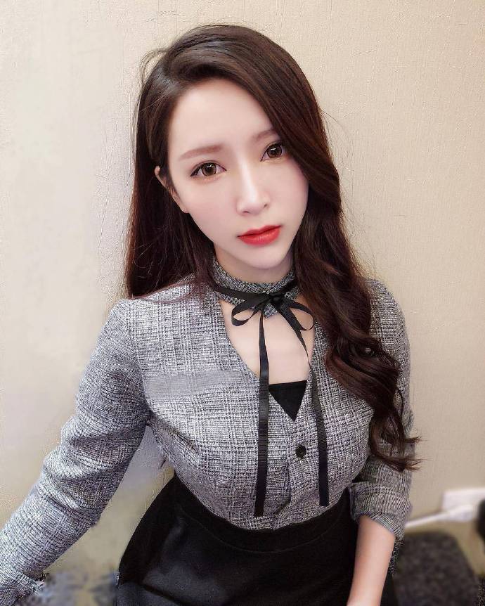 高颜值高清美女图片 5