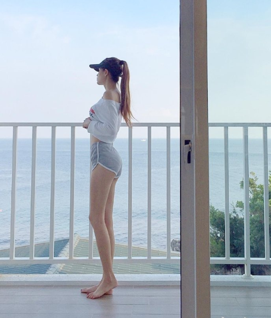 神仙大长腿美女图片 筷子腿图片 5