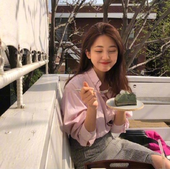 韩国美女图片 幸福笑容的甜美女孩图片 5