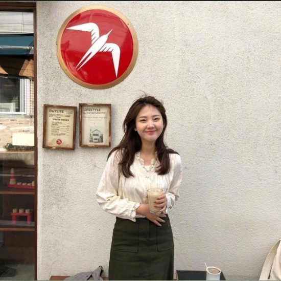 韩国美女图片 幸福笑容的甜美女孩图片 17
